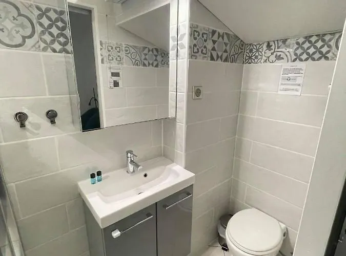 Lehena סן-ז'אן-דה-לוז